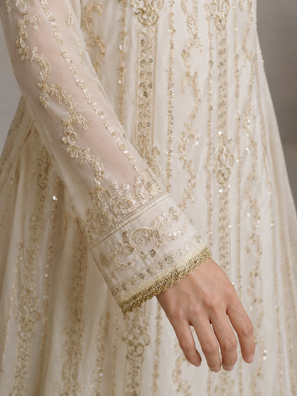 Elegant Embroidered 2-Piece Suit
